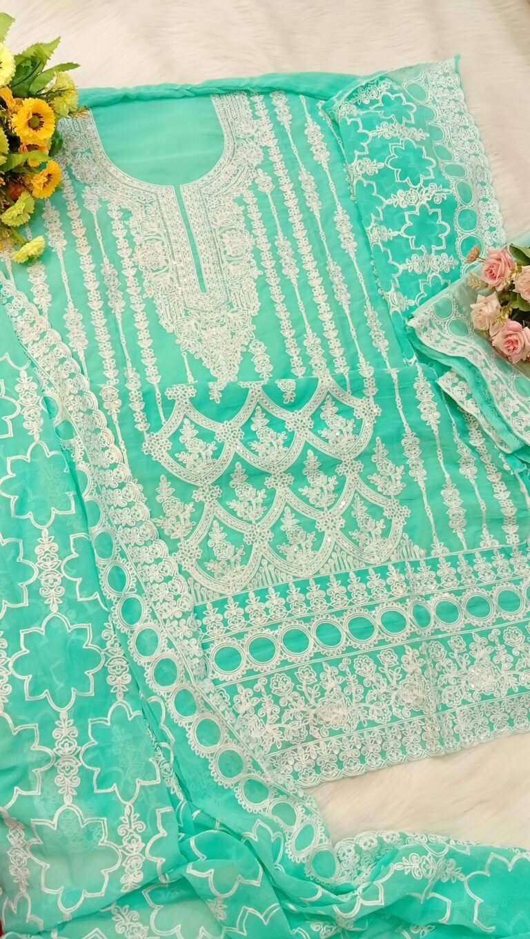 Upgrade your wardrobe with our Pakistani Inspired Kashmiri Georgette Bonanza Dresses, a perfect blend of tradition and modern elegance.