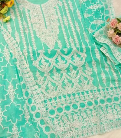 Upgrade your wardrobe with our Pakistani Inspired Kashmiri Georgette Bonanza Dresses, a perfect blend of tradition and modern elegance.