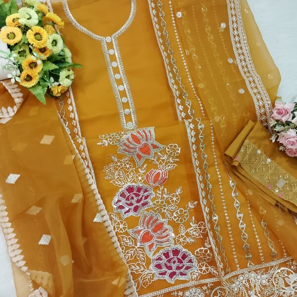Pakistani Inspired Bin Hamid Premium Three Piece